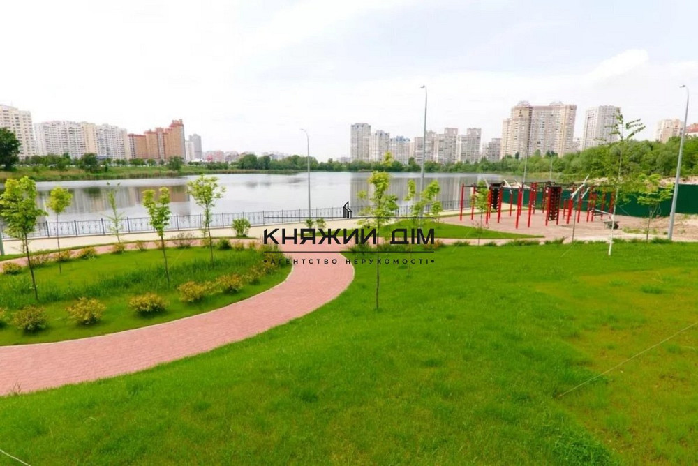 Продажа 3-х к.кв. в ЖК Лебединый, м. Харьковское 5 мин. ходьбы. № 21116833 Київ - фото 2