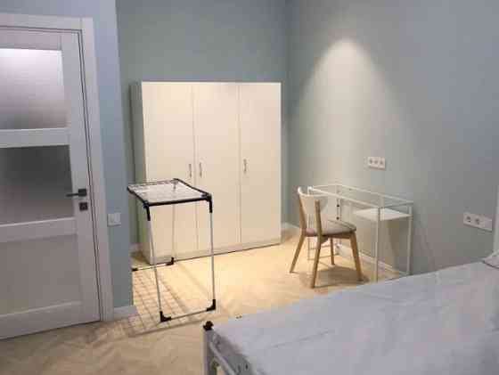 Продаж Квартира 2-кімнатна на ул. Среднефонтанская, 35 Одеса