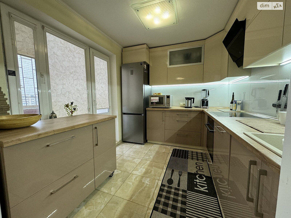 Продаж Квартира 4-кімнатна, 8/16 поверх на Володимира Івасюка вул., д. 49 Київ - фото 3