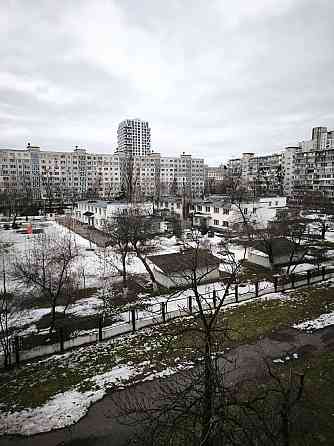 Продаж Квартира 2-кімнатна, 4/9 поверх на Дніпровська наб. вул., д. 9А Київ