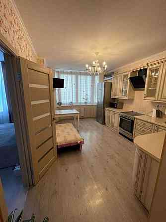 Оренда Квартира 2-кімнатна, 16/24 поверх на Драгоманова ул., 2 Київ