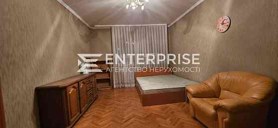 Продаж Квартира 1-кімнатна, 14/16 поверх на вул. Ирпенская Київ