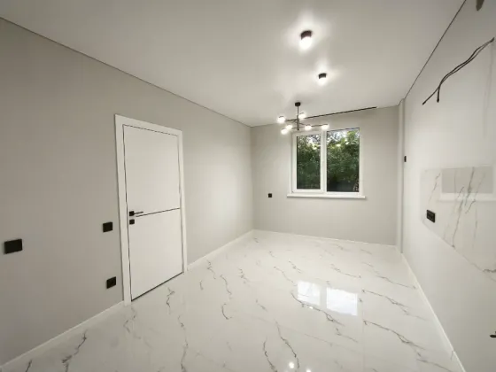 Продаж 1к Квартира 35 кв.м Тихого 11 Ужгород