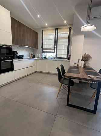 Стильная квартира с дизайнерским ремонтом в ЖК "17-я Жемчужина" Odessa