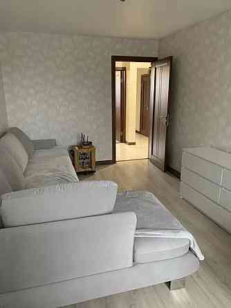 Оренда Квартира 3-кімнатна, 5/16 поверх на Райдужна, 9 Kiev