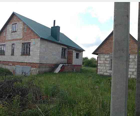 Продаж Будинок 5-кімнатний на вул. Соборна Клевань