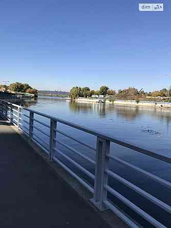 Продаж Квартира 1-кімнатна, 3/23 поверх на Трускавецька, 4Б Київ