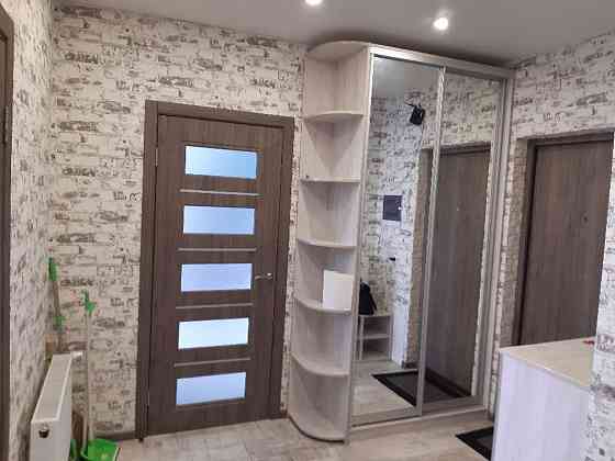 Оренда Квартира 2-кімнатна, 9/24 поверх на ул. Светлая, 3д Киев