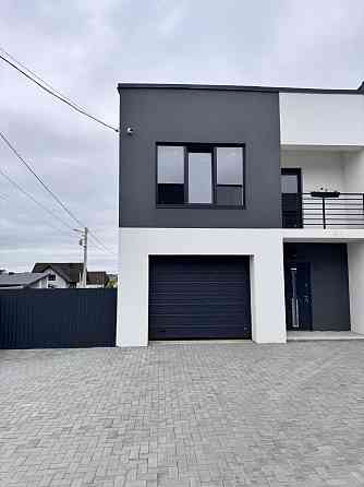 Продаж Будинок 3-кімнатний на вул. Весняна Рівне