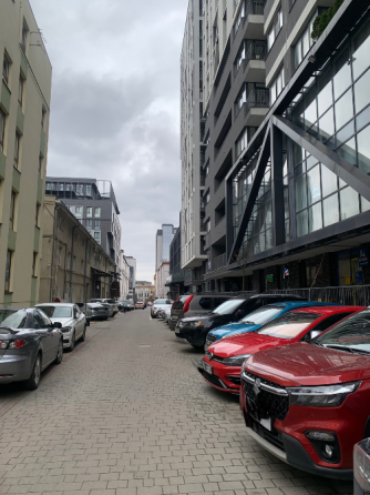 Здається Приміщення вільного призначення площа 130 кв.м 1-й поверх Львів Героїв УПА 73В Львів