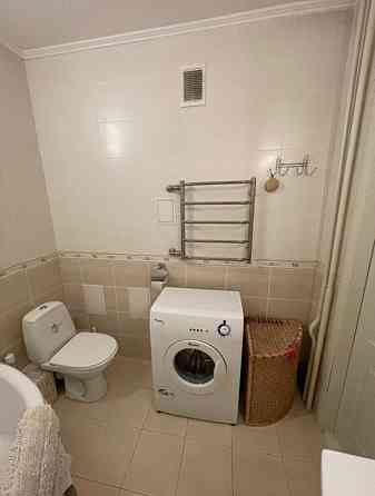 Продаж Квартира 3-кімнатна, 7/16 поверх на бажана, 26 Київ