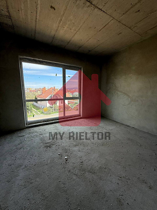 Сучасна квартира у розвиненому передмісті Ужгорода. Mynai - photo 12