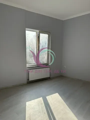 Продаж 1к Квартира 57 кв.м Хмельницького Богдана вулиця 64 Чернівці - фото 1