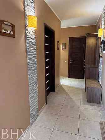 Продаж Квартира 5-кімнатна, 9/9 поверх на Івасюка В. вул., 11 Ивано-Франковск