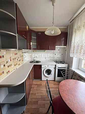 Продаж Квартира 1-кімнатна, 2/5 поверх на вул. Вишгородська Киев