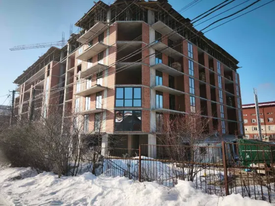 Продаж 1к Квартира 47 кв.м Миколи Леонтовича 11б Ужгород