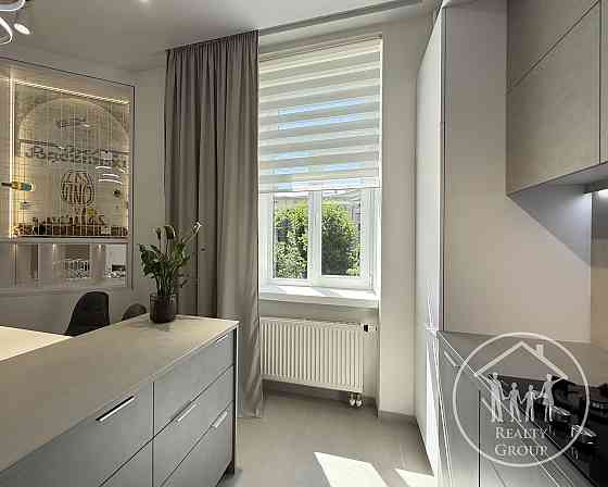 Продаж 2к Квартира 51 кв.м Хмельницького вул. Львів