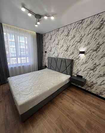 Продаж Квартира 2-кімнатна, 8/10 поверх на Запорізьке шосе, 32д Дніпро