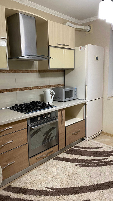 Продаж Квартира 3-кімнатна, 9/9 поверх на Володимира Івасюка вул., д. 52 Київ - фото 4