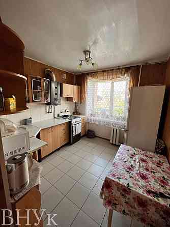 Продаж Квартира 3-кімнатна, 1/5 поверх на Володимирська Луцьк