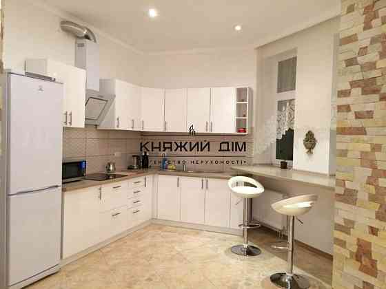 Оренда Квартира 2-кімнатна, 16/24 поверх на вул. Дружбы Народов бульв./Миколи Міхновського Киев