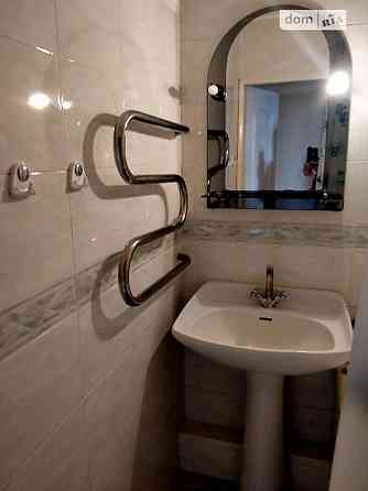 Оренда Квартира 3-кімнатна, 10/10 поверх на ул. Генерала Жмаченко, 4 Київ