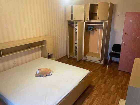 Оренда Квартира 3-кімнатна, 7/22 поверх на ул. Елены Пчилки Київ