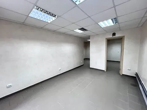 Продаж  площа 55 кв.м 1-й поверх на Злуки проспект 5А Тернопіль - фото 5