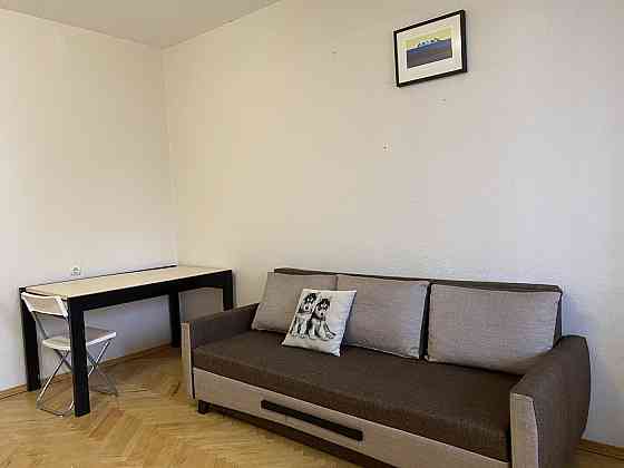 Оренда Квартира 3-кімнатна, 14/18 поверх на улица Старонаводницкая, д.6 Kiev