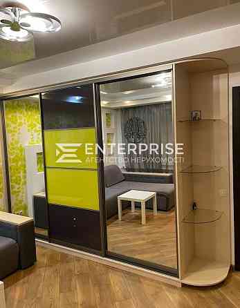 Продаж Квартира 1-кімнатна, 2/9 поверх на вул. Русановская наб. Київ