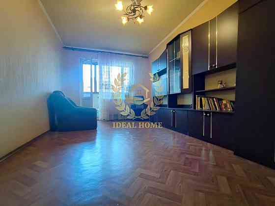 Продаж Квартира 3-кімнатна на Европейского Союза пр-т, 17А Київ