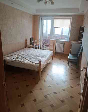 Продаж Квартира 3-кімнатна, 4/10 поверх на Берестейський просп. (Перемоги), 18 Kiev