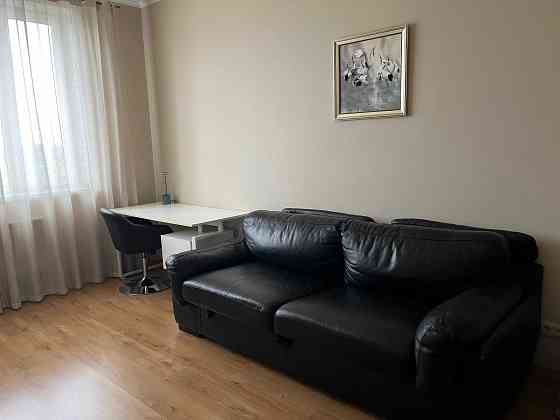 Продаж Квартира 2-кімнатна, 9/17 поверх на Науки вул., д. 30 Kiev