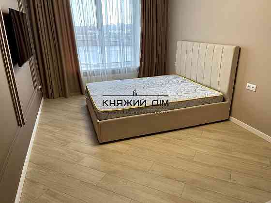 Оренда Квартира 2-кімнатна, 18/28 поверх на вул. Днепровская Набережная Киев