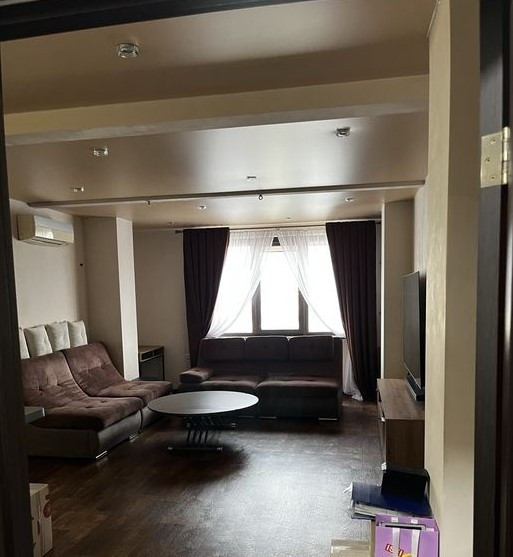 3-комнатная квартира по Бочарова, ремонт, мебель, техника Крижанівка (Комінтернівський район) - фото 1