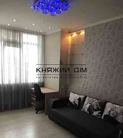 Оренда Квартира 1-кімнатна, 11/32 поверх на Жилянская ул. Киев