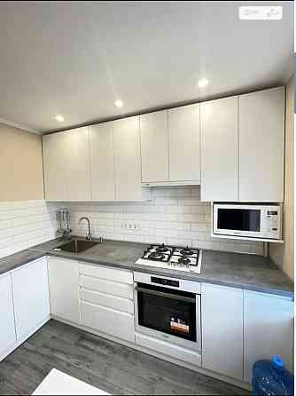 Оренда Квартира 1-кімнатна, 7/9 поверх на павла Тичини Вінниця