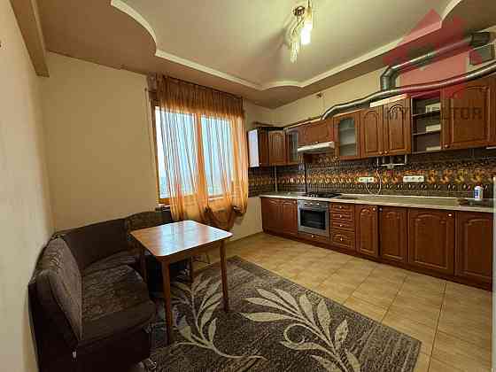 Оренда Квартира 2-кімнатна, 5/5 поверх на Митна Uzhhorod