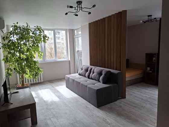 Продаж Квартира 1-кімнатна, 5/5 поверх на Теремківська вул., д. 13 Kiev