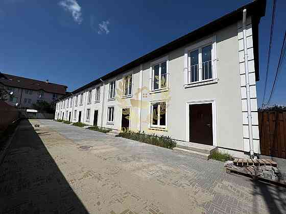 Продам тан хаус Святопетрівське 