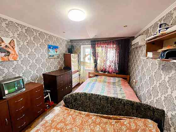 Продаж Квартира 3-кімнатна, 5/5 поверх на Вячеслава Липинского ул., 50 Киев