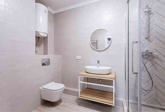 Продаж Квартира 2-кімнатна, 12/25 поверх на Ревуцкого вул., д. 54 Київ