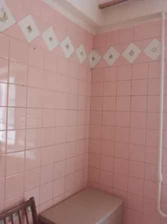 I will sell 2 rooms. sq. O. Mudraka (Naumov) 27 Kiev