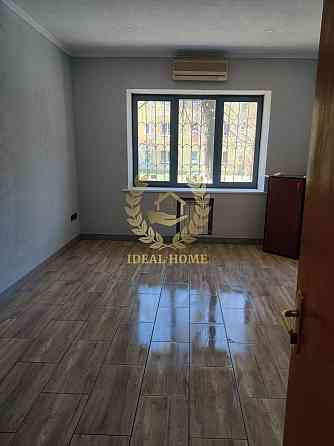 Продаж Квартира 2-кімнатна, 1/4 поверх на Вузовская ул., 4 Київ