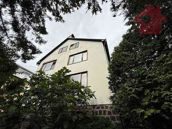 Продаж будинку в компотному районі! Uzhhorod