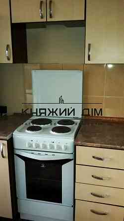 Оренда Квартира 1-кімнатна, 10/16 поверх на Севастопольская ул. Київ