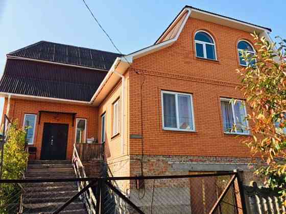 Продаж 3-поверховий Будинок з ділянкою 16 сот 250 кв.м  на Ореховая Гора