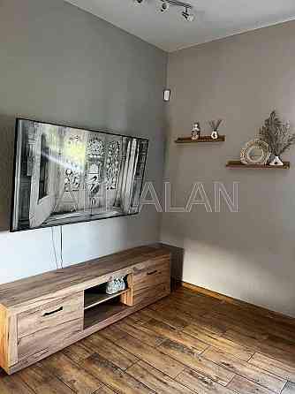 Продаж Будинок 5-кімнатний на Абрикосова вул., 1 Осещина