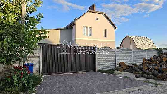 Продаж Будинок 4-кімнатний на вул. Провулок Малиновий Рогань