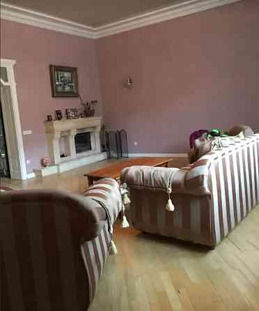 Продаж Квартира 4-кімнатна, 3/4 поверх на вул. Миколи Лисенка L'viv